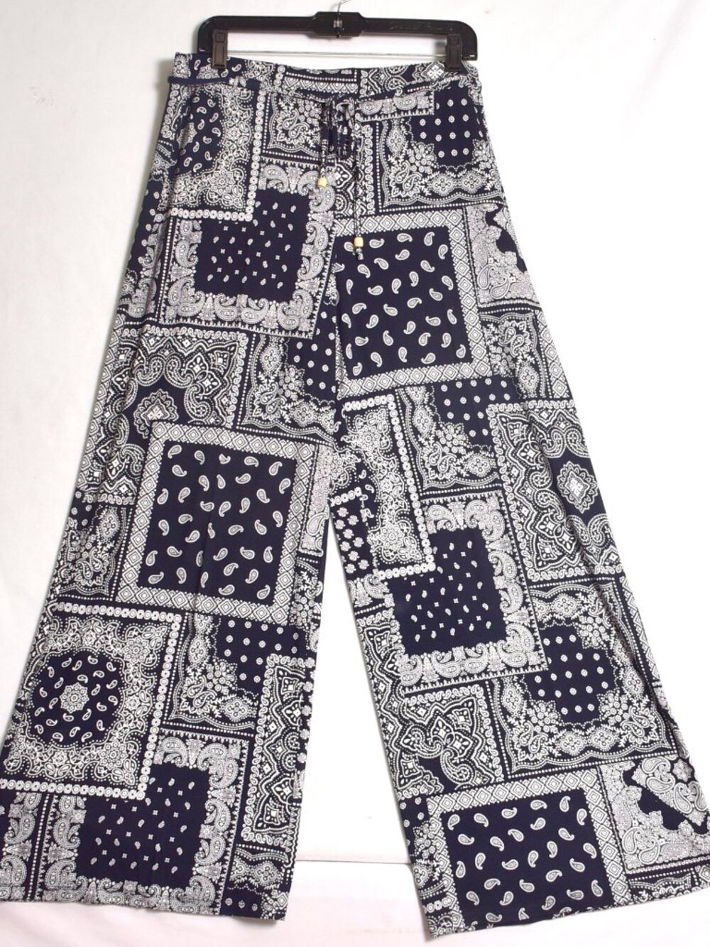 Cato Est. 1946 Floral Women's Black & White Pants Size Medium Patch Work
